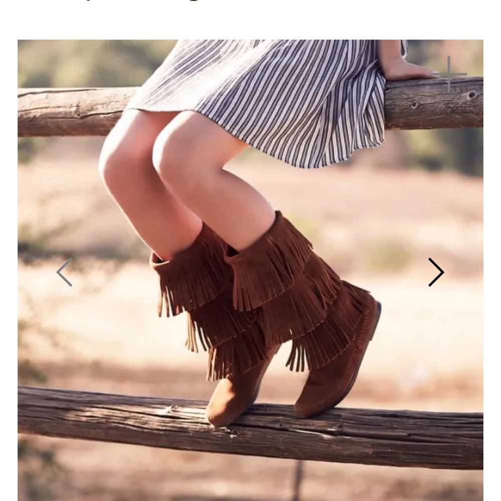Minnetonka Brown Fringe Loafers